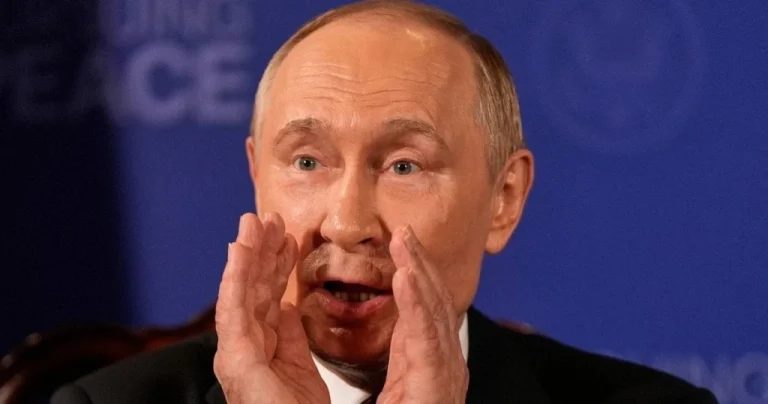 Кремль показав розмову Путіна з командиром дивізії: виявилося, що той давно помер